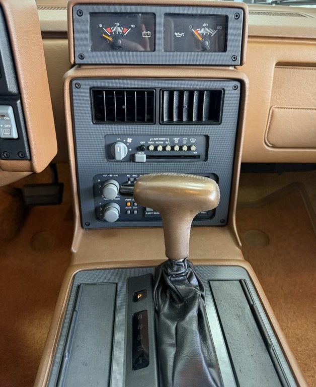 Foto 33 van Pontiac Fiero 2.8 GT Airco OOK S AVONDS GEOPEND OP AFSPRAAk