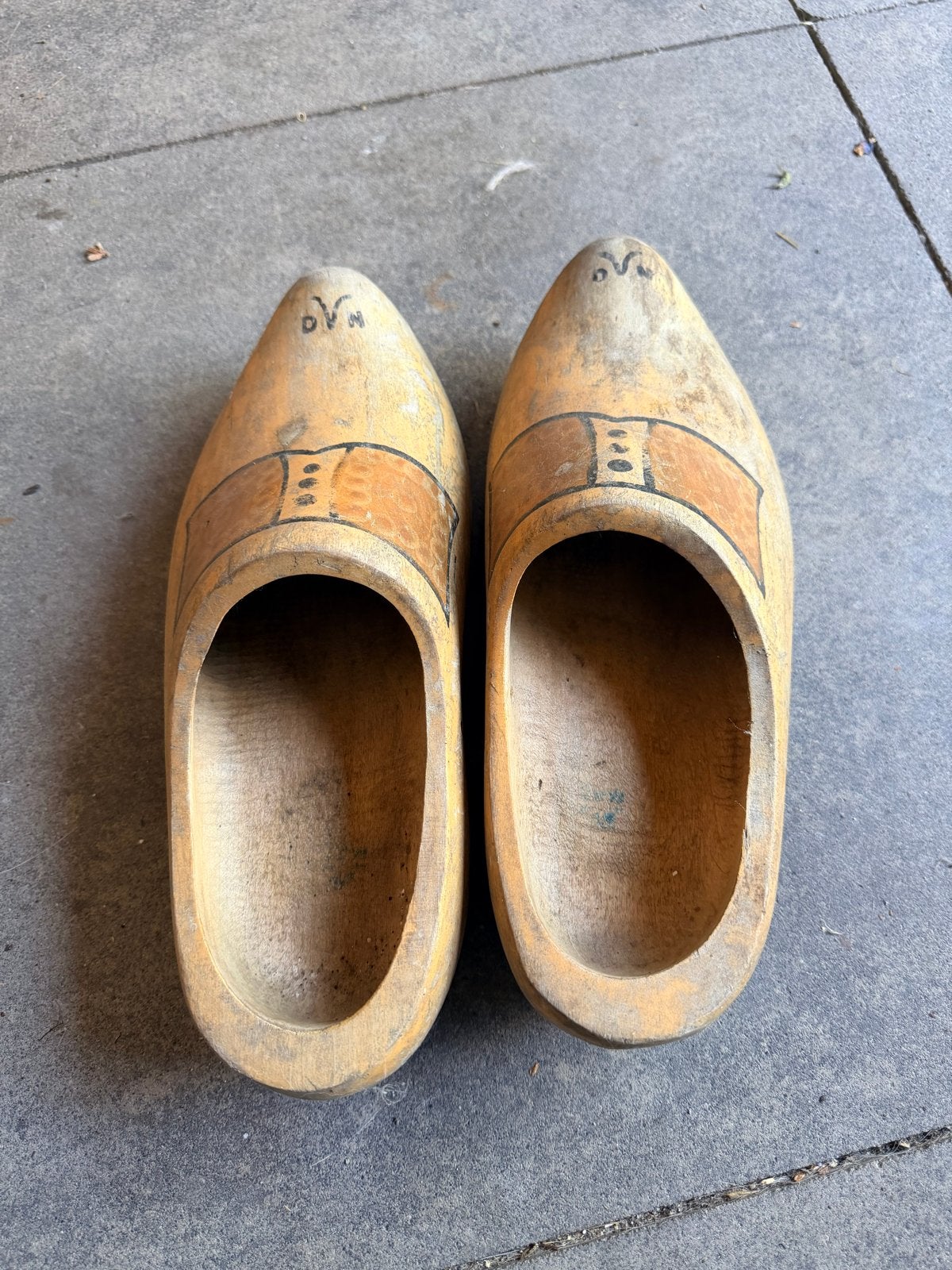 Houten klompen en gele pantoffels - Set van 2 paar, Ophalen of Verzenden