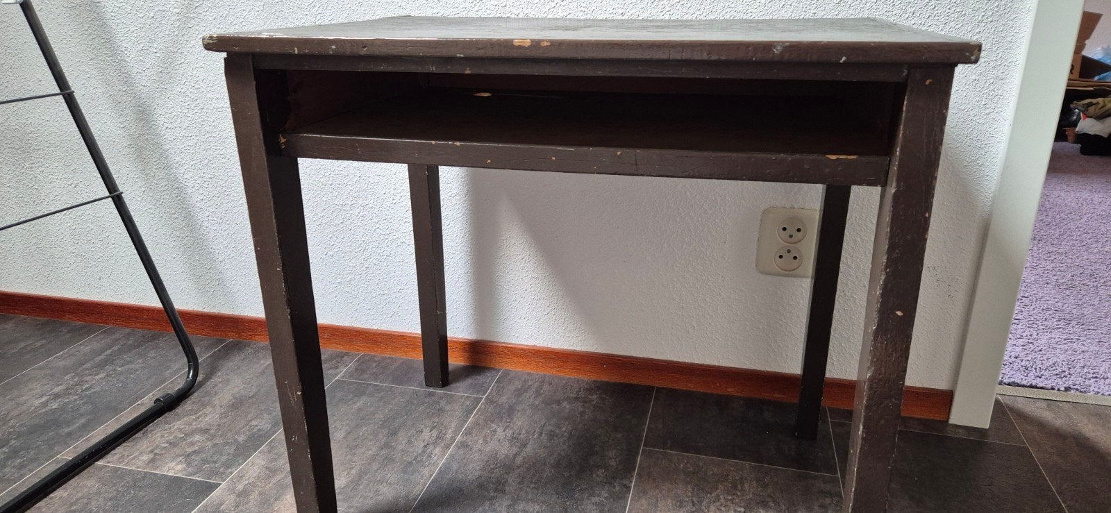 Stevige schooltafel met opbergvak, Ophalen, Gebruikt, 50 tot 100 cm, Tot twee personen