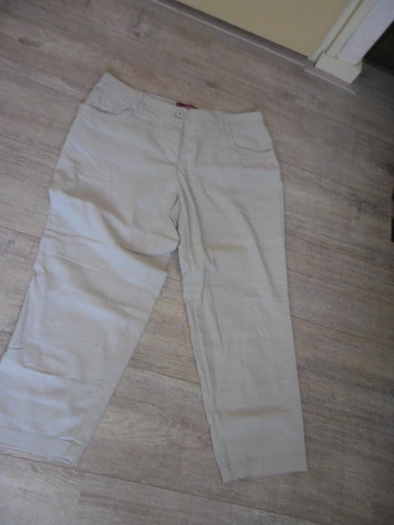 z.g.a.n. 3/4 dames broek. Maat 42, Kleding | Dames, Broeken en Pantalons, Biaggini, Beige, Maat 42/44 (L), Ophalen of Verzenden