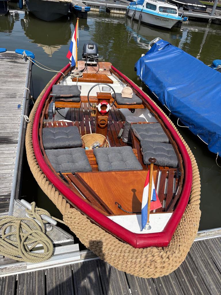 Prachtige unieke polyester sloep (Mulder en Rijke vlet), Ophalen, Tot 10 pk, 3 tot 6 meter, Buitenboordmotor