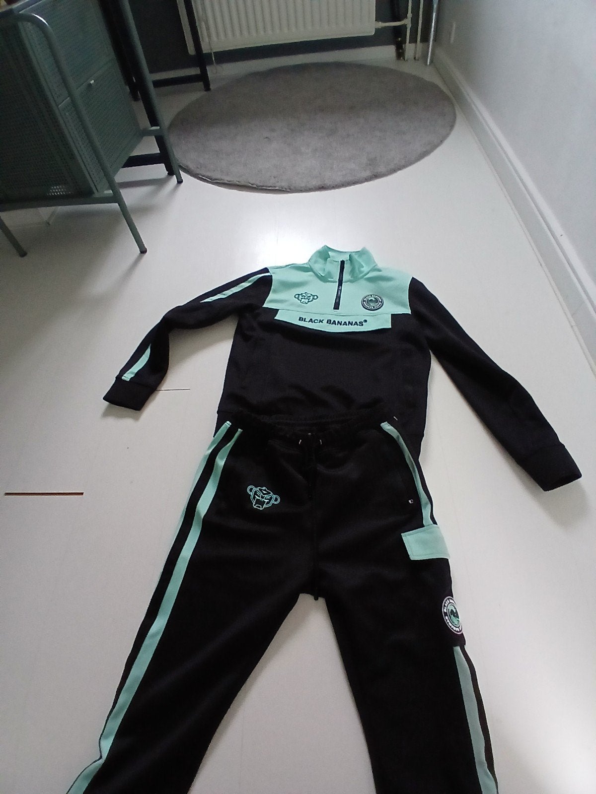 Black Bananas trainingspak - Maat M, Ophalen of Verzenden, Zo goed als nieuw, Maat 48/50 (M)