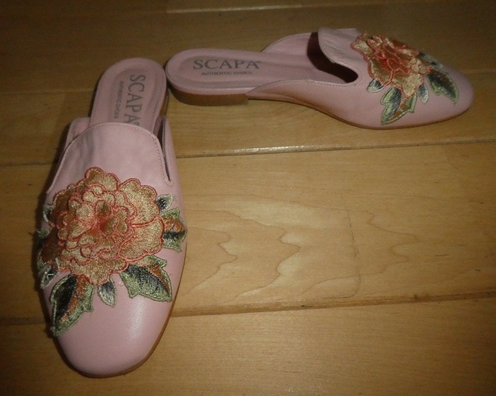 Scapa muilen slippers maat 37 roze leer geborduurde bloem, Scapa, Verzenden, Sandalen of Muiltjes, Zo goed als nieuw