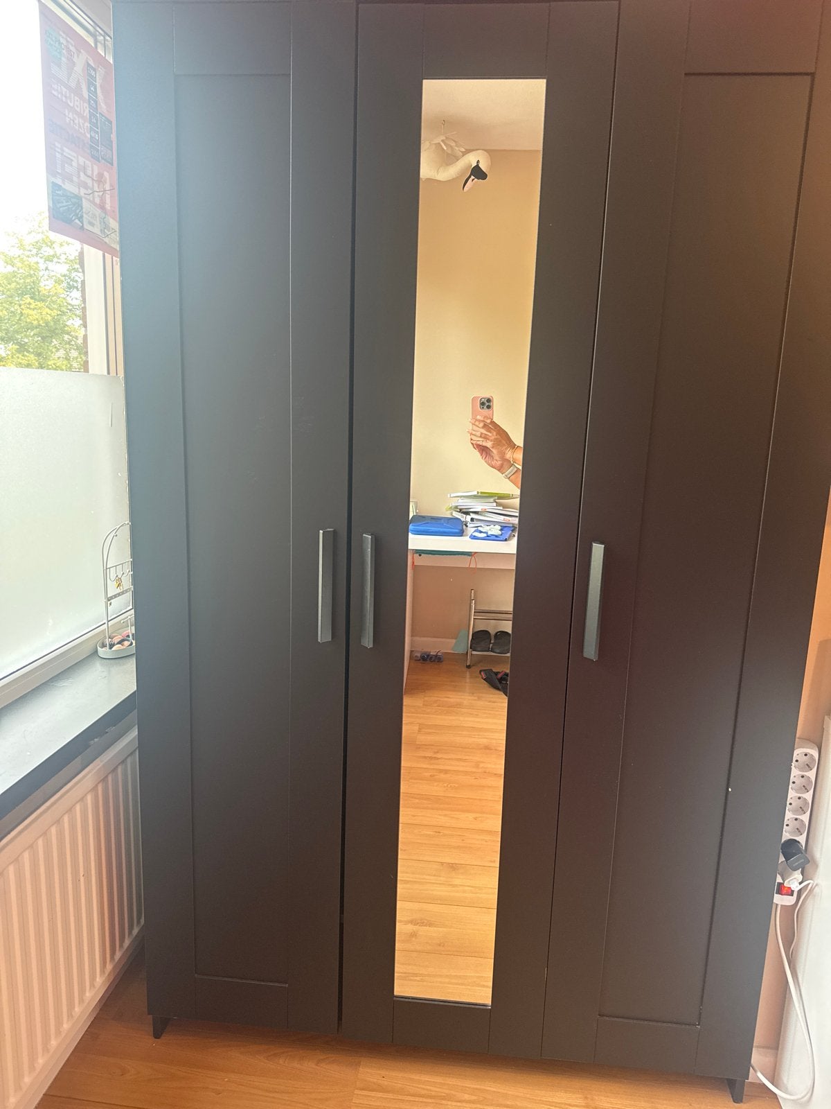 Ikea brimnes  kledingkast met spiegel en planken, Gebruikt, 100 tot 150 cm, Ophalen of Verzenden, 150 tot 200 cm