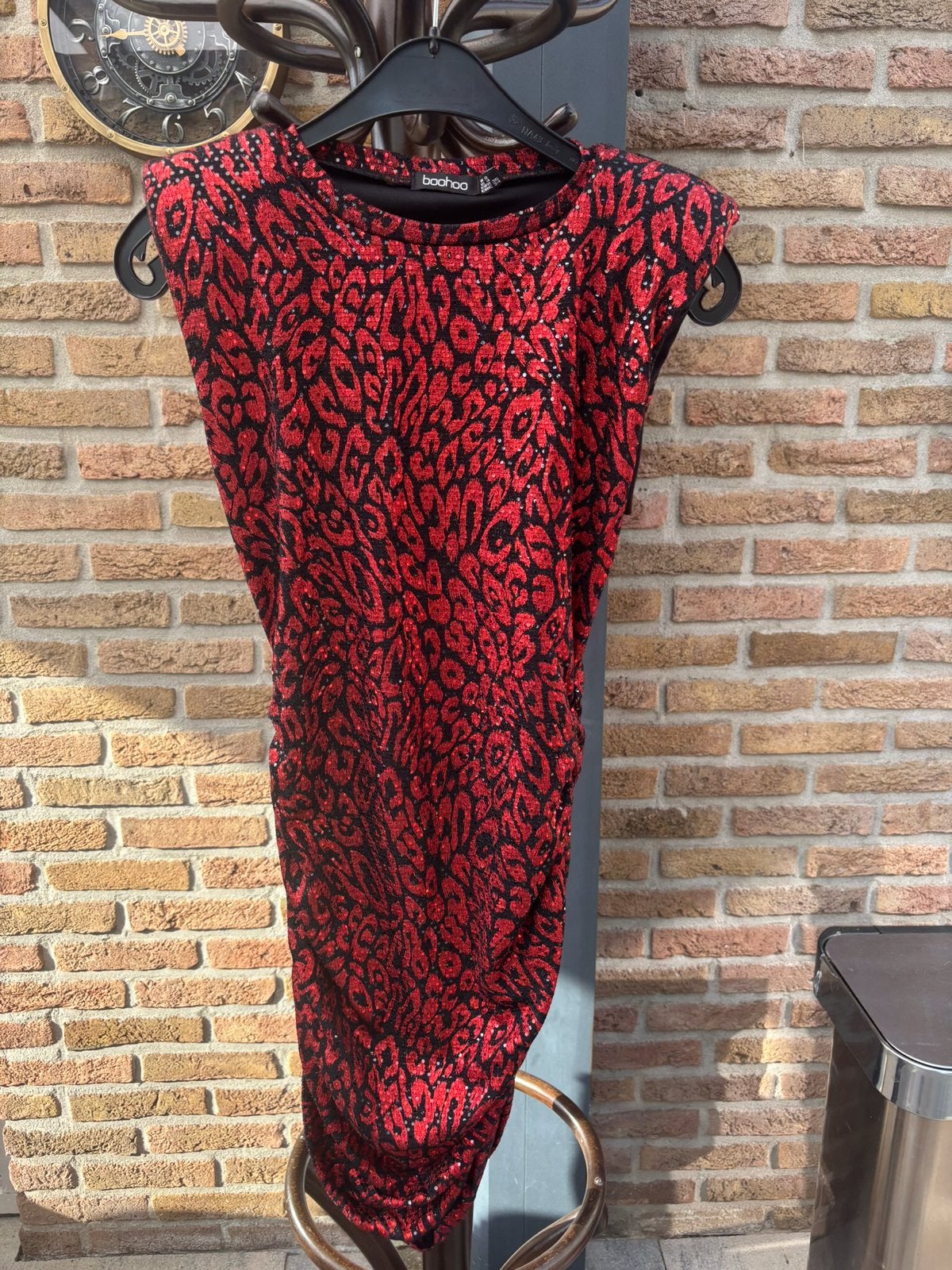 Glitter jurk Boohoo maat 34, Ophalen of Verzenden, Zo goed als nieuw, Maat 34 (XS) of kleiner, Boven de knie