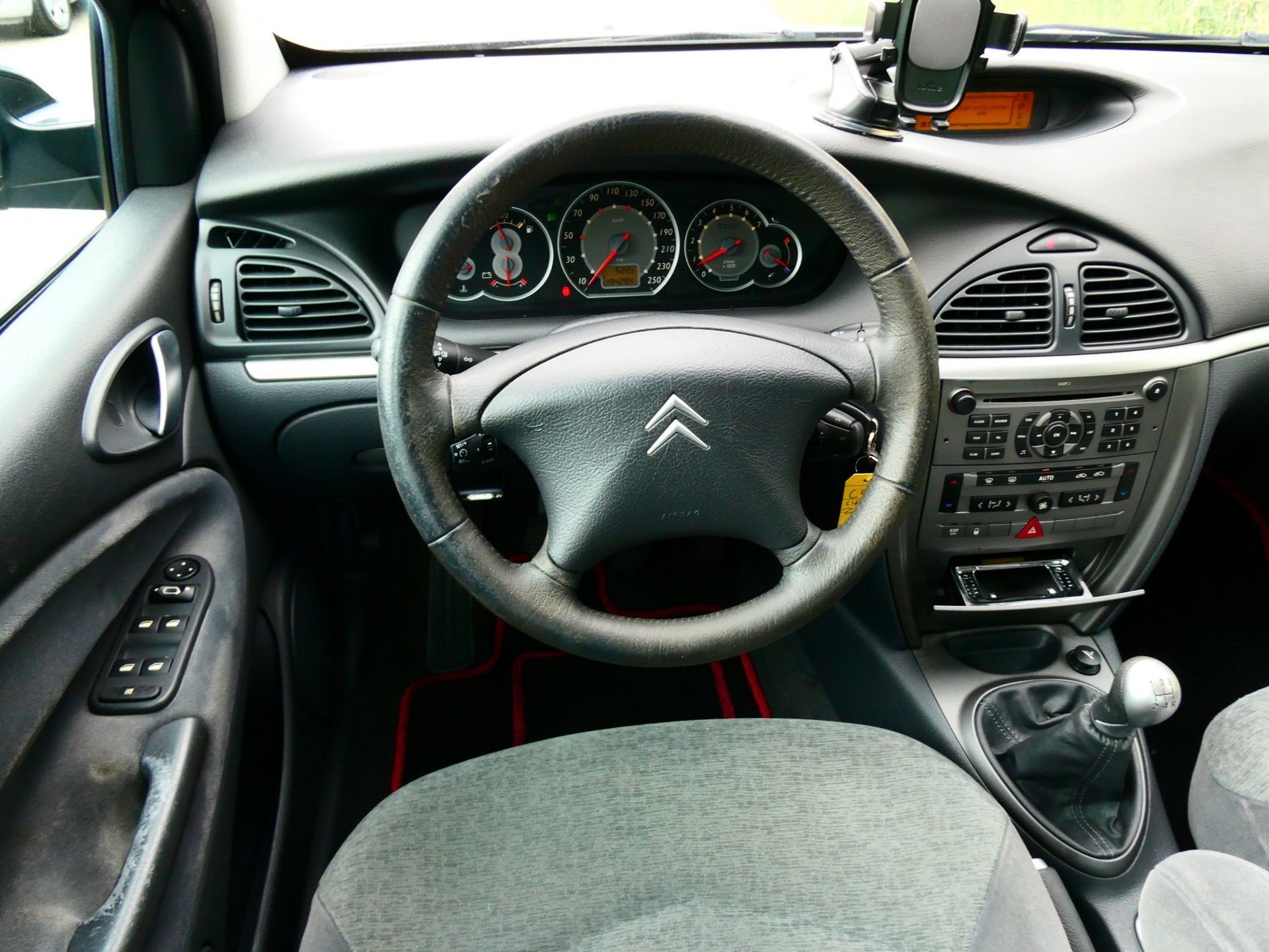 Citroen C5 2.0-16V VTR 141pk Clima Cruise Historie Trekhaak, Auto's, Stof, Gebruikt, Parkeersensor, 4 cilinders
