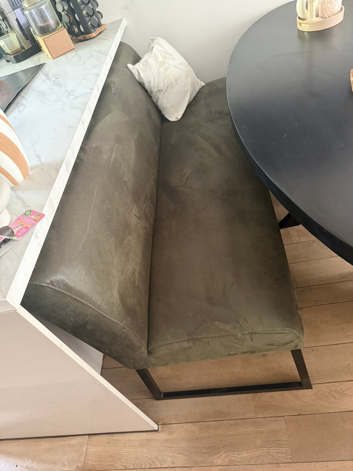 Mooi donker groen eethoek bankje & eettafel zwart mango hout, Ophalen, Zo goed als nieuw, Hout