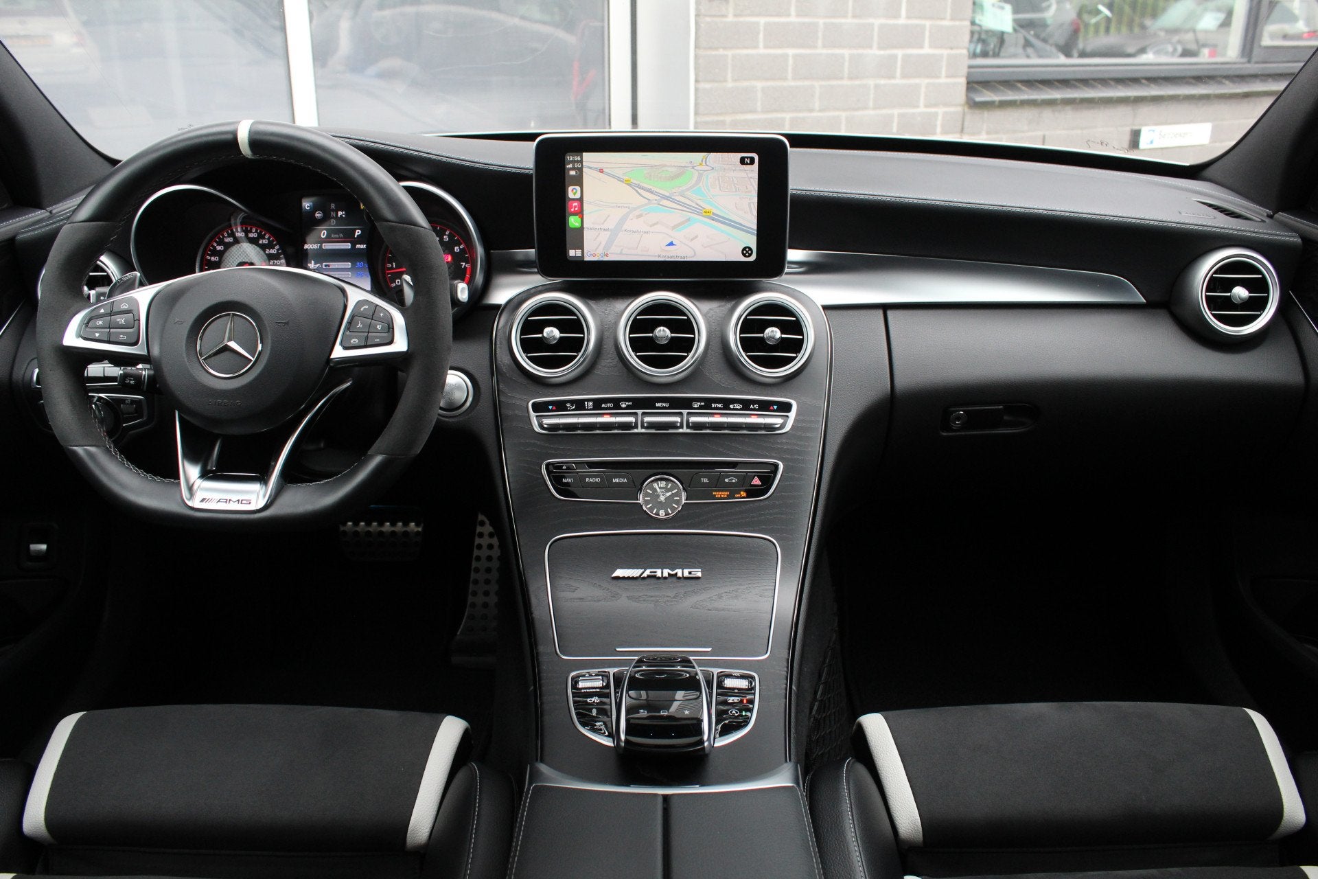Mercedes-Benz C-Klasse Estate AMG 63 S / Panoramadak / N.A.P, Automaat, Achterwielaandrijving, Gebruikt, Met garantie (alle)