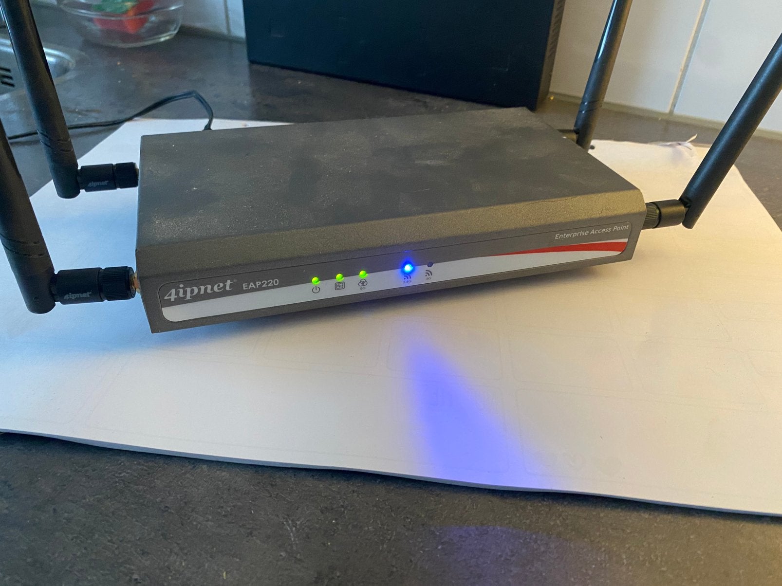 4ipnet EAP220 Dual-band Enterprise Access Point, Zo goed als nieuw