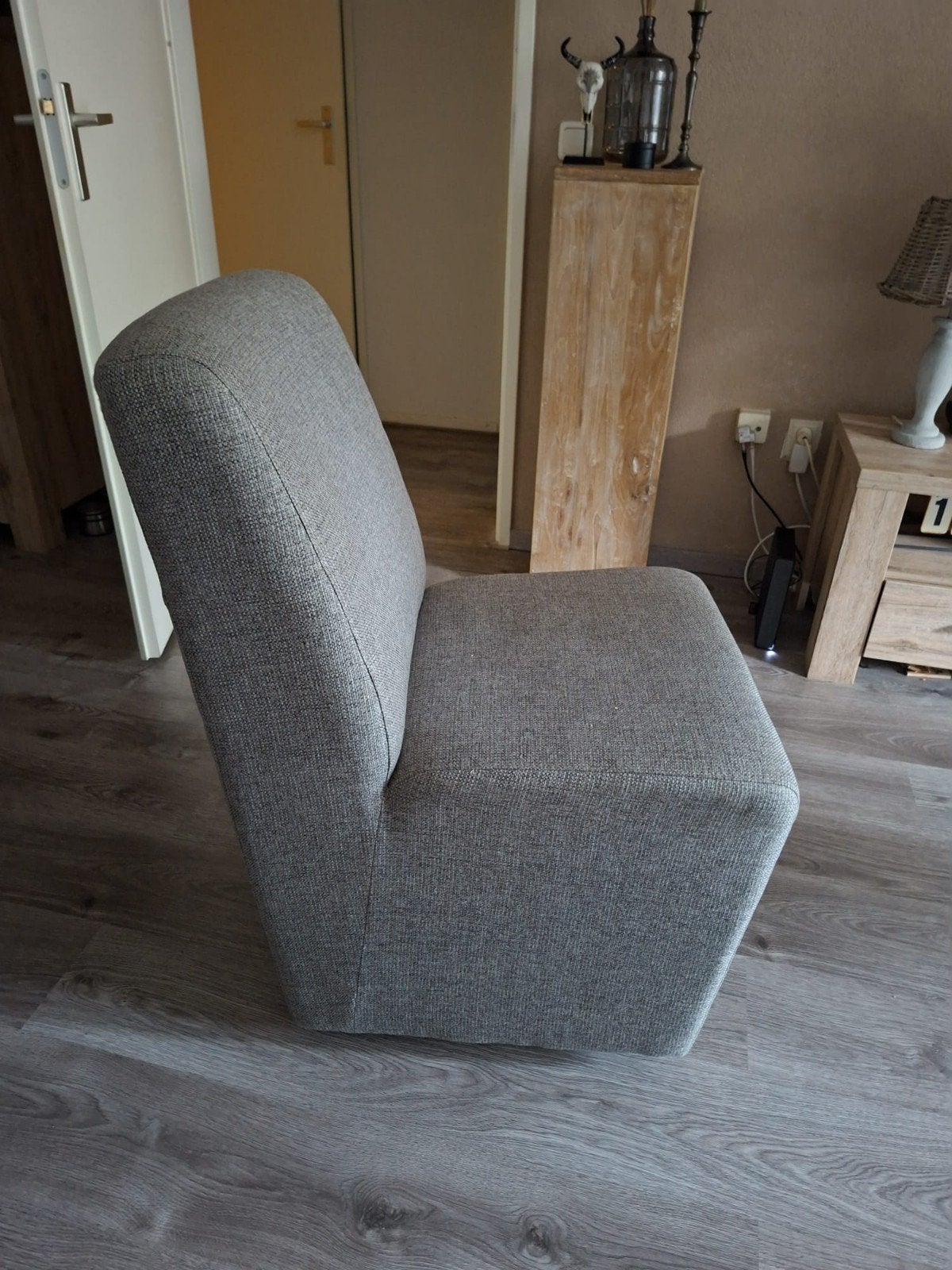 4 Grijze Stoelen met Wieltjes en Handvat - Perfecte Staat, Ophalen, Zo goed als nieuw, Vier, Stof