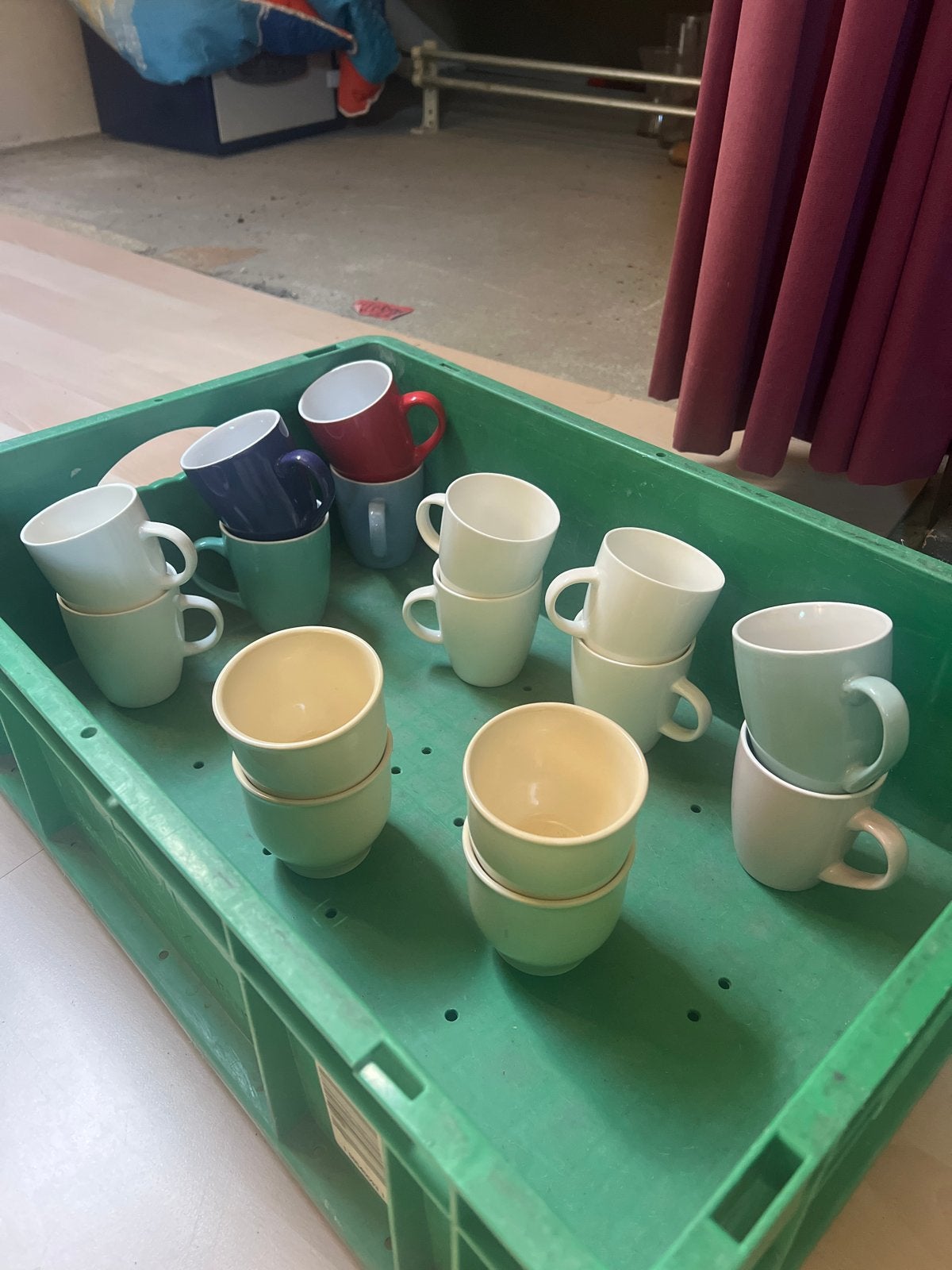 Diverse koffie- en theekopjes - Handig en kleurrijk, Ophalen, Steen/keramiek, Meerkleurig, Overige typen