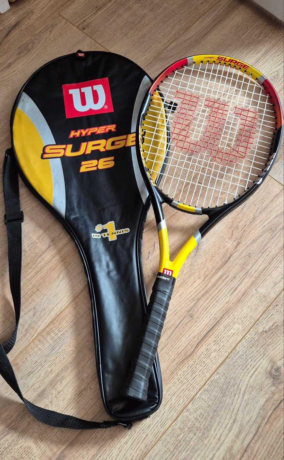Wilson Hyper Surge 26 inch junior tennisracket, Sport en Fitness, Tennis, Ophalen of Verzenden, Gebruikt, Racket, Wilson