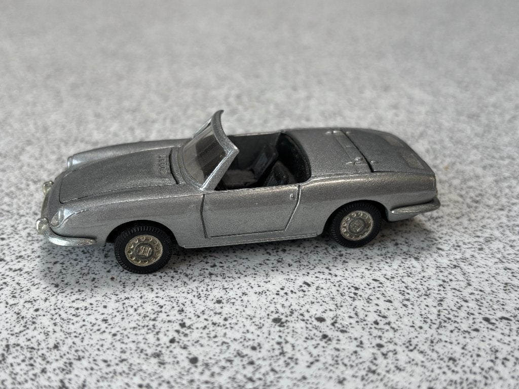 Seat 850 Spider van Pilen 1:43, Ophalen of Verzenden, Zo goed als nieuw, Auto, Overige merken