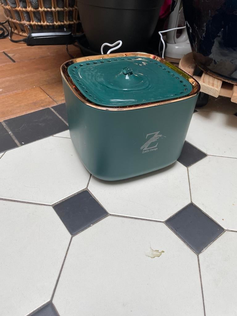 Katten drinkfontein, Dieren en Toebehoren, Katten-accessoires, Ophalen of Verzenden, Zo goed als nieuw