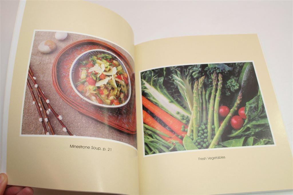 A Painter's Kitchen — Recepten van Georgia O'Keeffe, Ophalen of Verzenden, Zo goed als nieuw