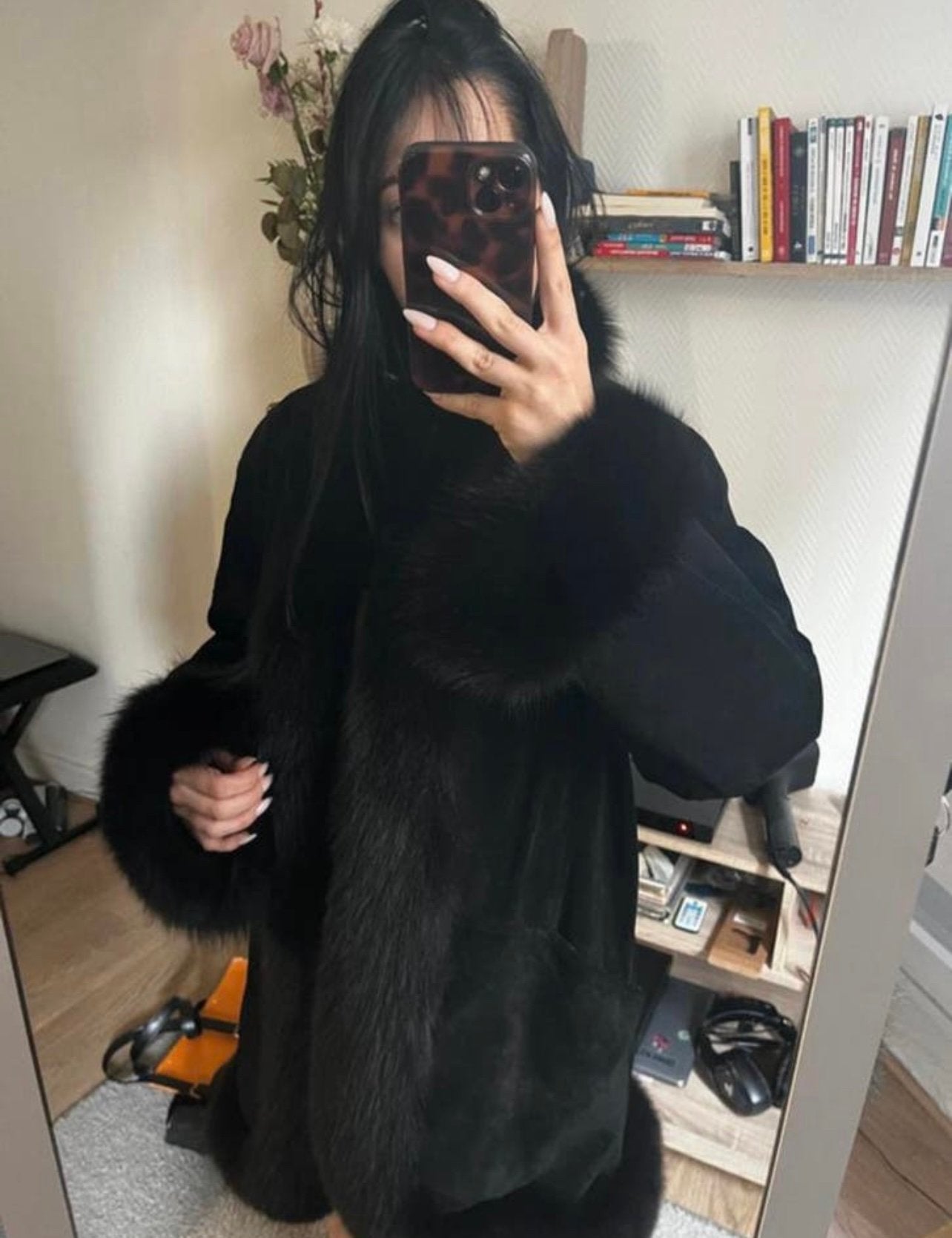 Zwarte suede vossen bont jas, Verzenden, Zo goed als nieuw, Zwart