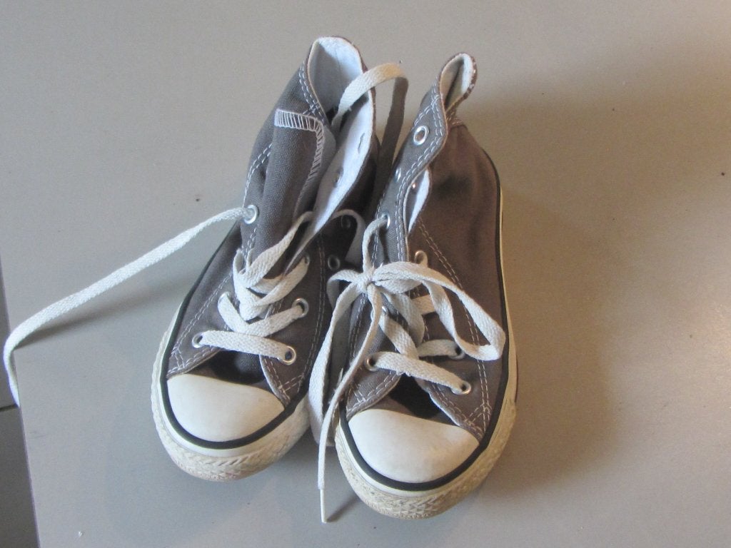 All stars sneakers, gympen  30 grijs, Jongen of Meisje, Schoenen, Ophalen of Verzenden, Zo goed als nieuw