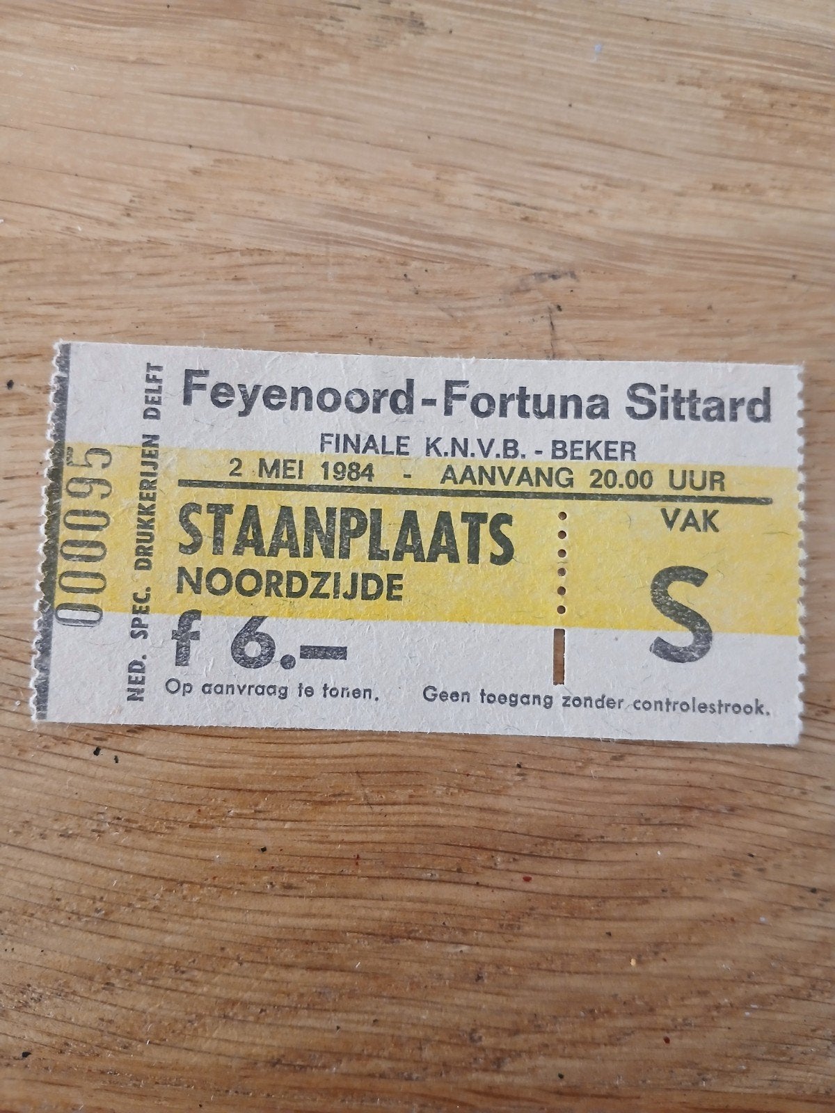 Ticket 83-84 Feyenoord-Fortuna Sittard Bekerfinale, Verzamelen, Verzenden, Zo goed als nieuw, Feyenoord, Overige typen