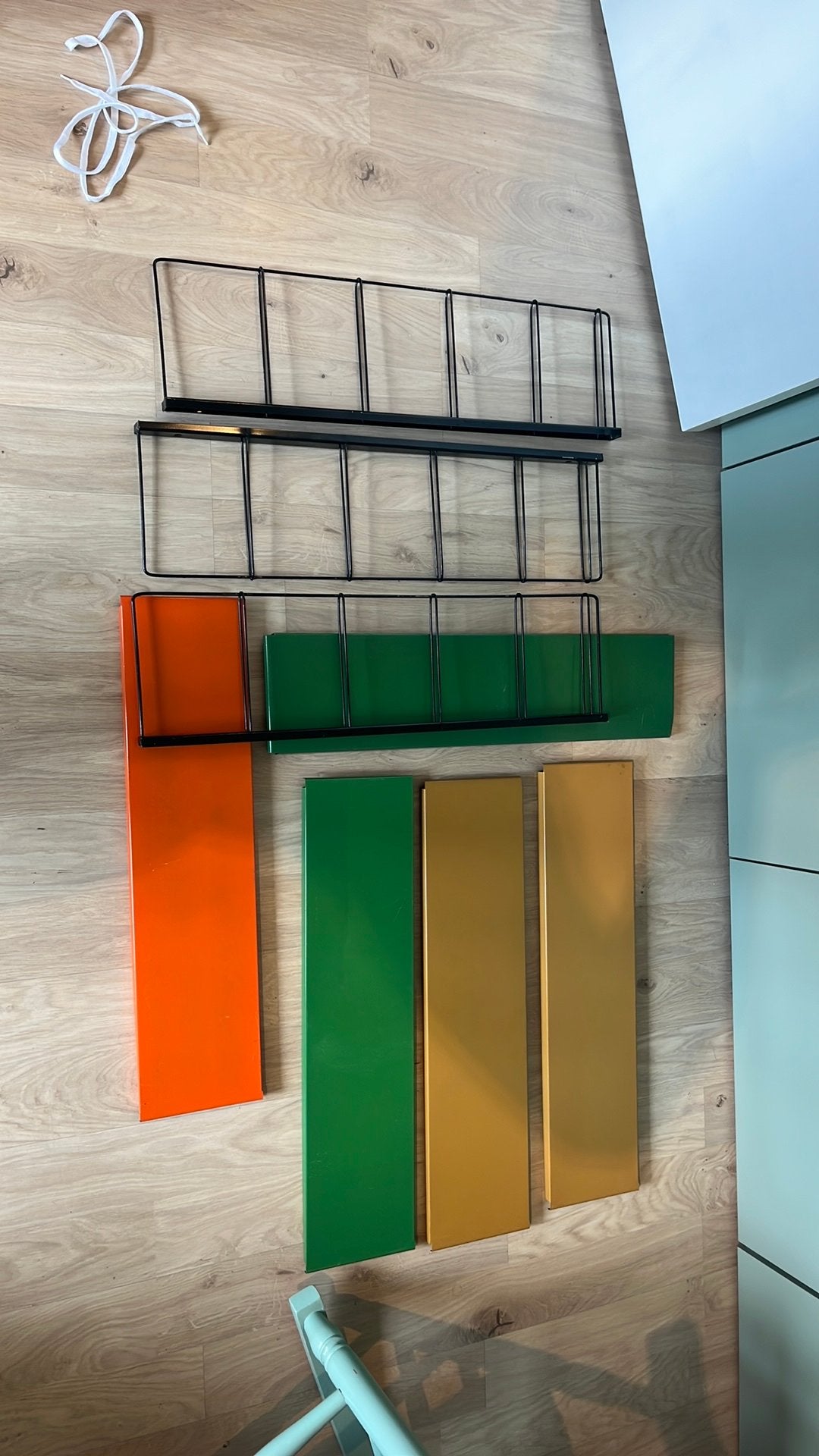 Tomado wandkast 5 planken, 3 steunen, Huis en Inrichting, Woonaccessoires | Wandplanken en Boekenplanken, Ophalen of Verzenden
