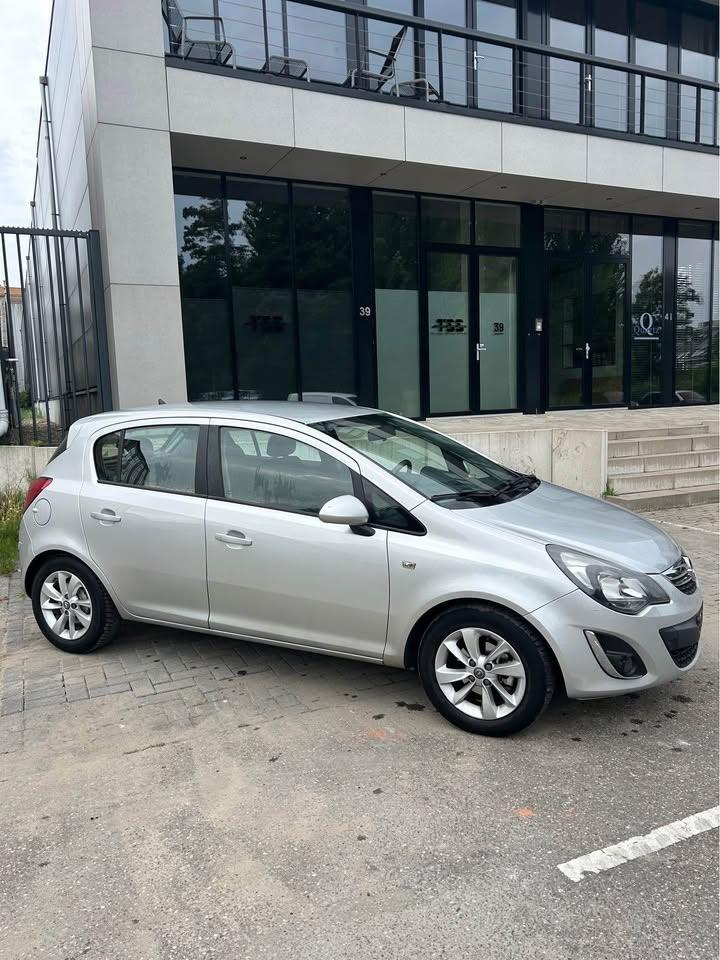 Opel Corsa 1.2 16V 5D 2014 Grijs, Auto's, Voorwielaandrijving, 1063 kg, 4 cilinders, 1229 cc