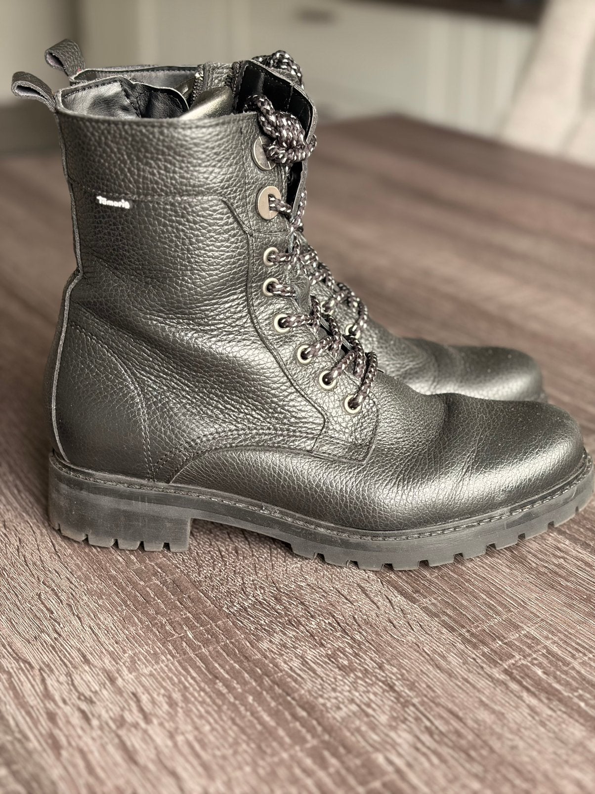 Tamaris biker boots maat 38, Kleding | Dames, Schoenen, Ophalen of Verzenden, Zo goed als nieuw, Zwart