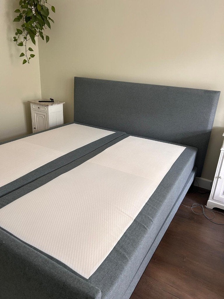 Swiss Sense Boxspring / 180 bij 210, Meerkleurig, 210 cm, Tweepersoons, Zo goed als nieuw