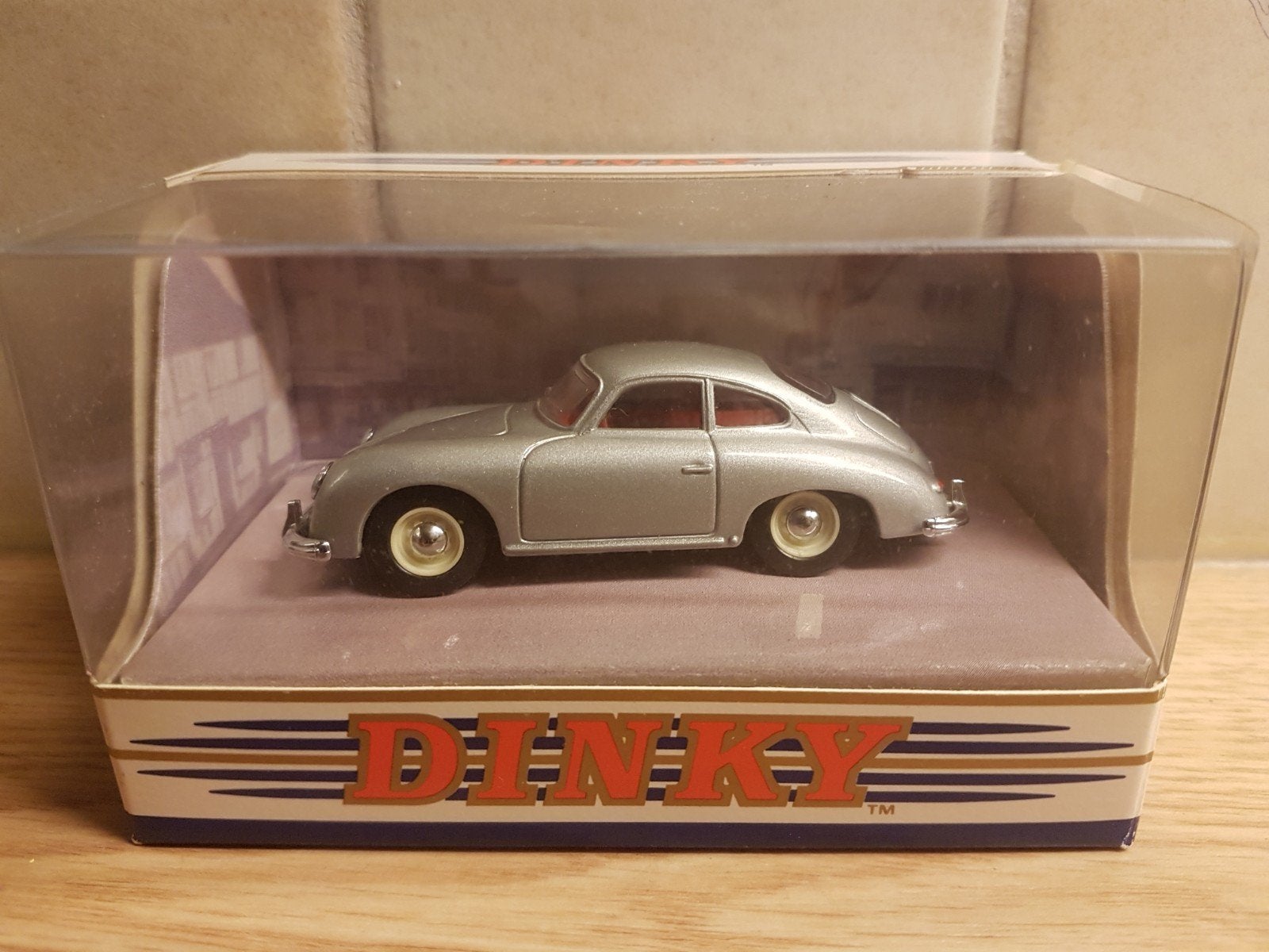 dinky matchbox porsche 356A coupe 1958, Ophalen of Verzenden, Zo goed als nieuw, Auto, Matchbox