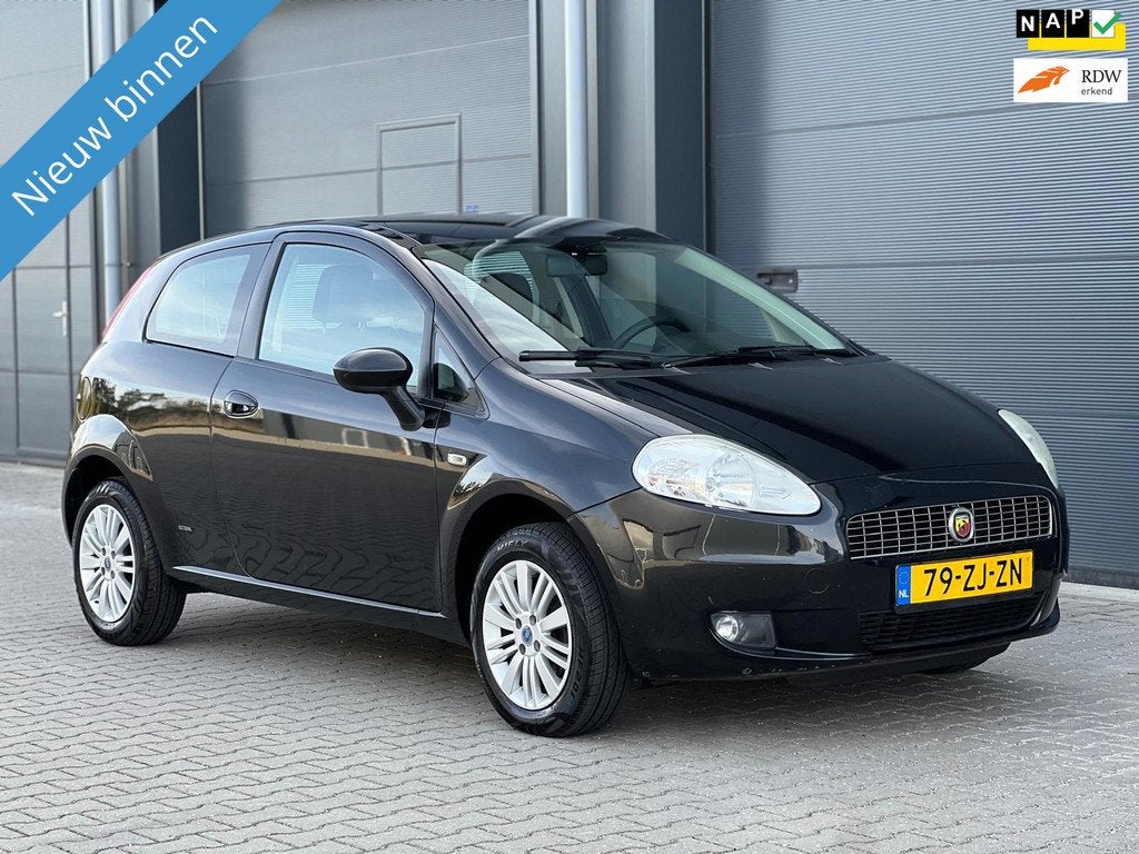 Fiat Grande Punto 1.4 DYNAMIC BJ08 AIRCO LMV, Voorwielaandrijving, Stof, 4 cilinders, 400 kg