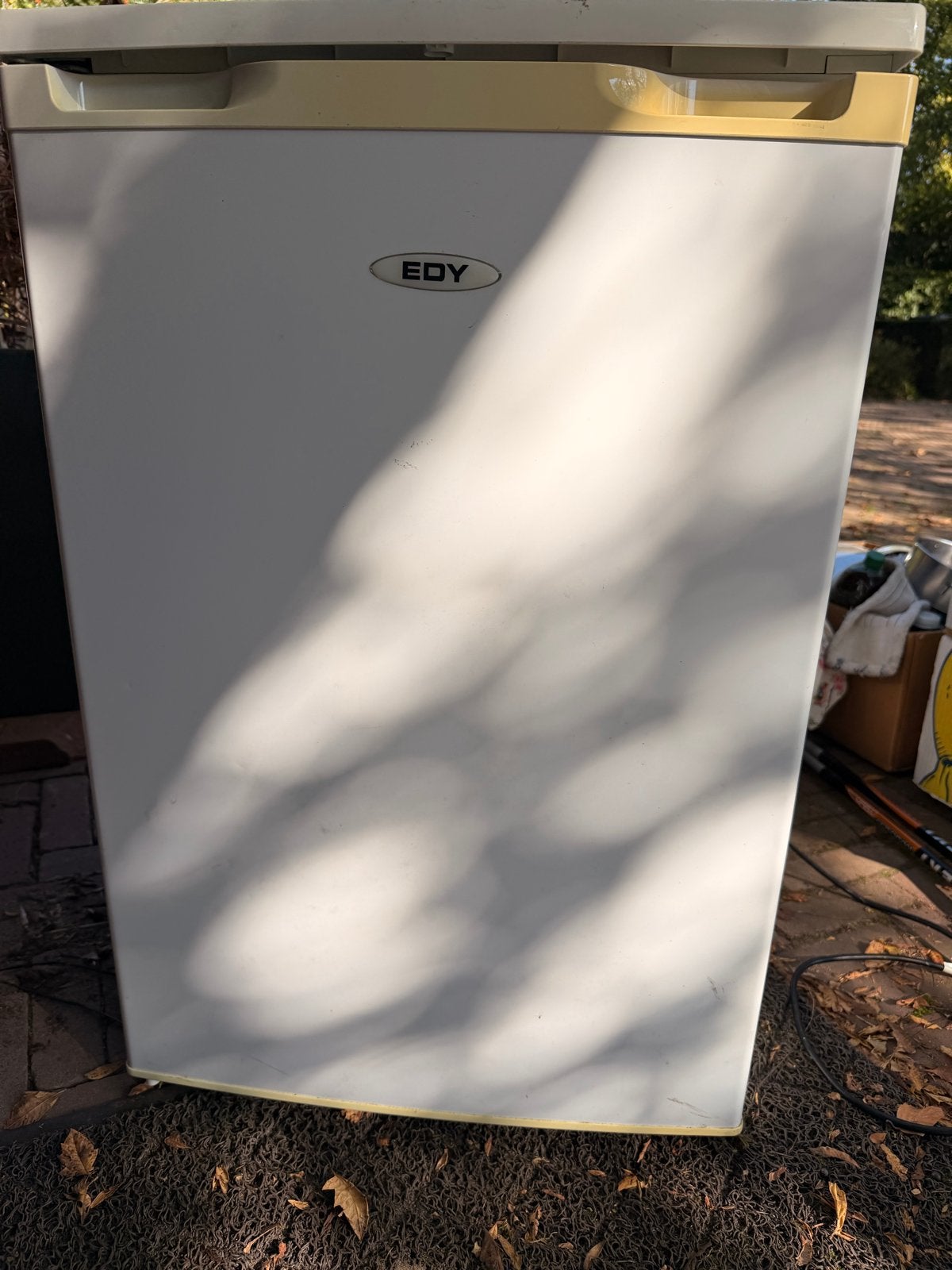 EDY Vriezer EDTV5551 - 88L inhoud tafelmodel, Gebruikt, 75 tot 100 liter, Met aparte vriezer, 45 tot 60 cm