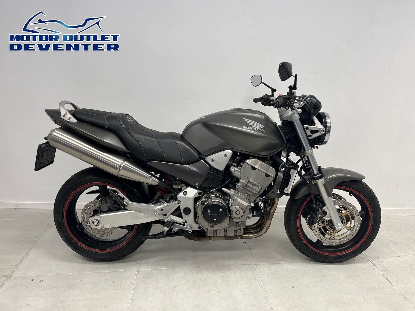 Mooie HONDA CB 900f Hornet (bj 2002), Motoren, HONDA, 4 cilinders, Motorrijbewijs A, Bedrijf