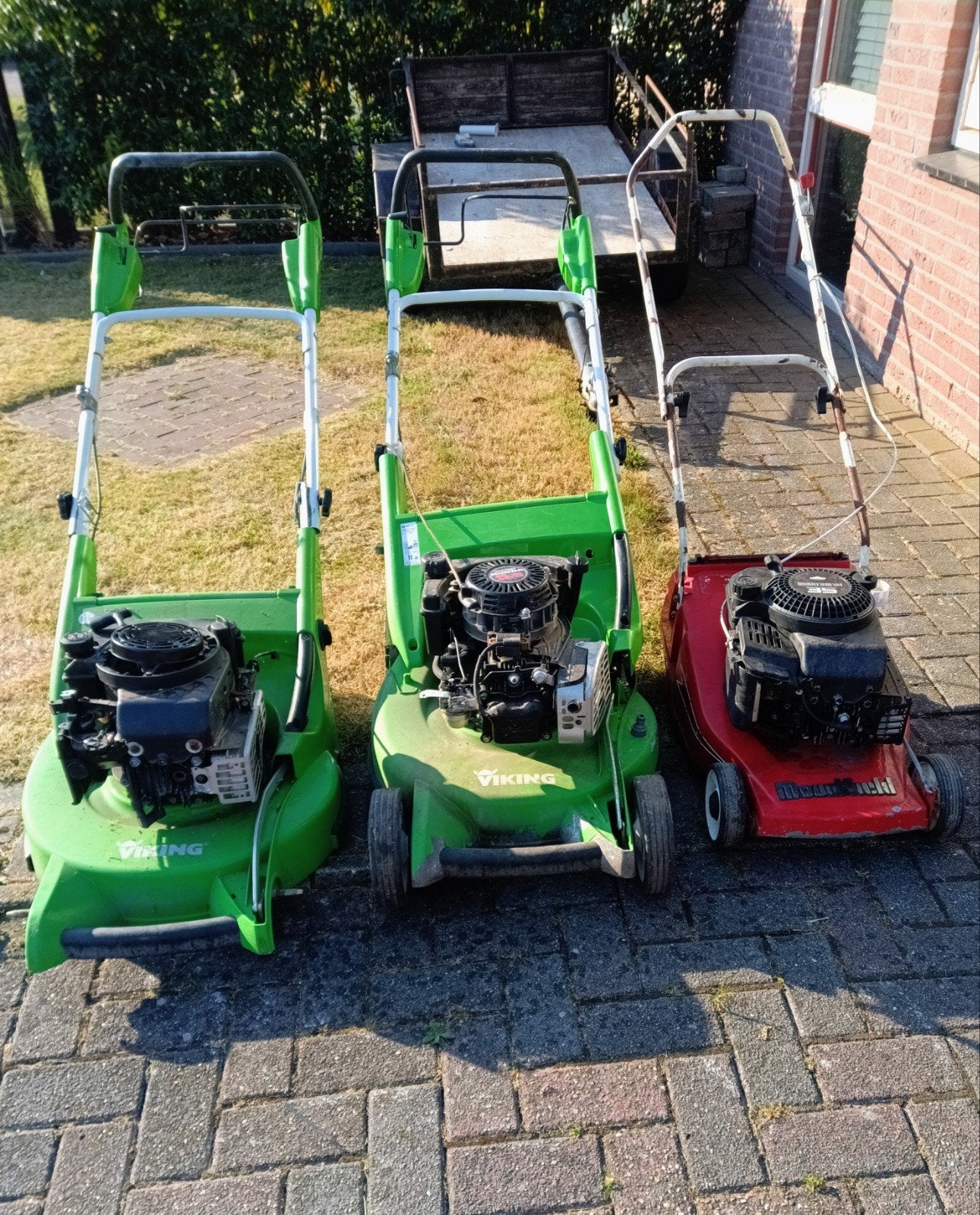 Partij van 3 Benzine Grasmaaiers - opknappers/onderdelen, Ophalen, Gebruikt, Benzine-grasmaaier, Viking