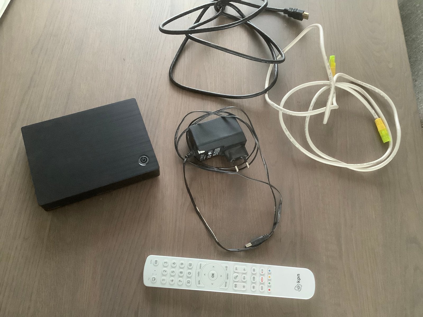 Kpn hdmi tv kastje, Ophalen of Verzenden, Zo goed als nieuw