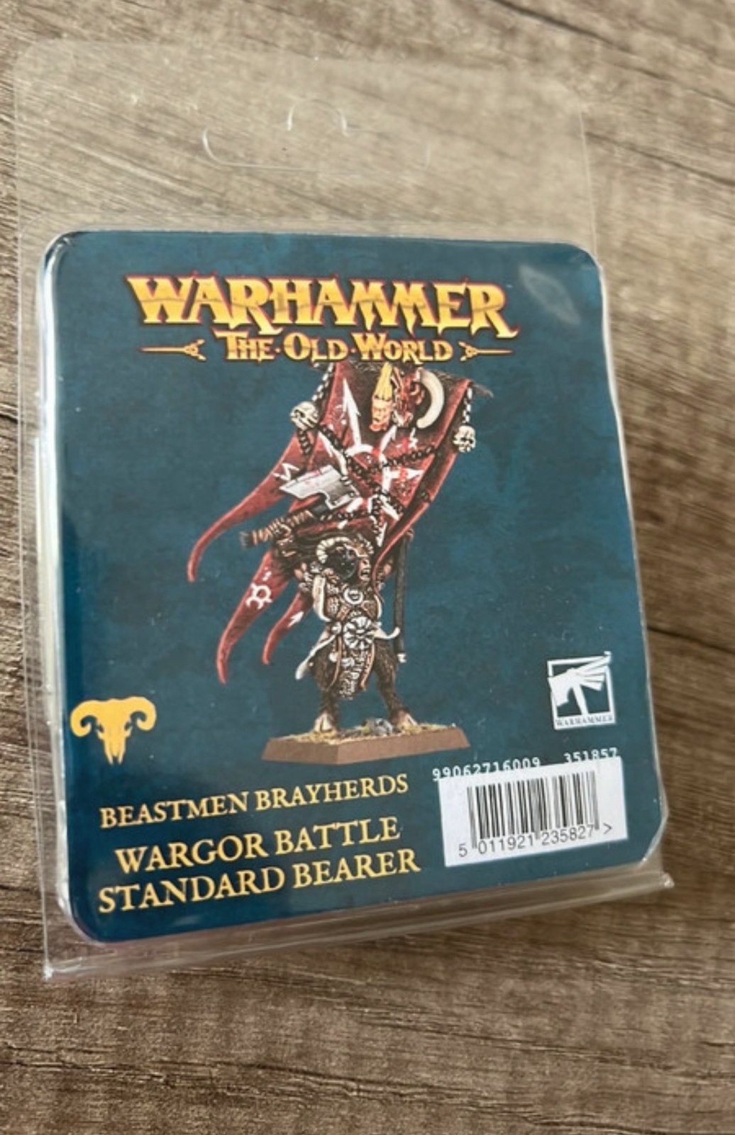 Warhammer old world beastman standard bearer, Ophalen of Verzenden, Zo goed als nieuw, Warhammer, Figuurtje(s)