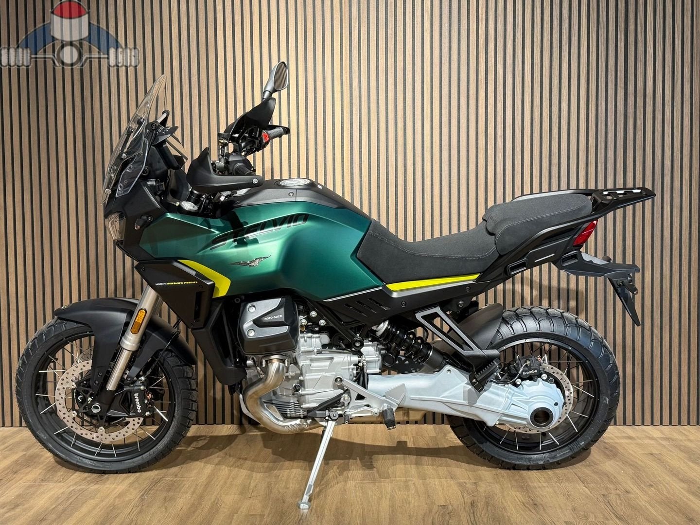 Moto Guzzi Stelvio V100 Hiking Green, Motoren, Motoren | Moto Guzzi, 2 cilinders, Motorrijbewijs A, Bedrijf, Onbekend