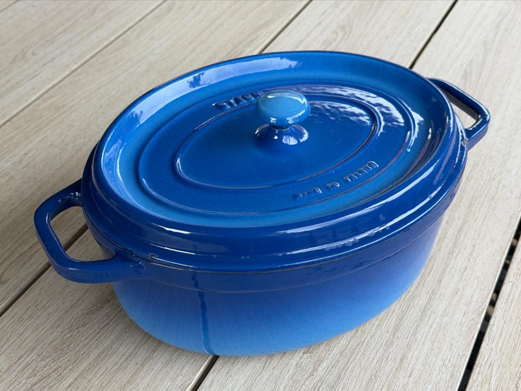 Prachtige Staub Braadpan Ovaal - Blauw - 29 cm (4.2L), Ophalen of Verzenden, Zo goed als nieuw, Koekenpan of Braadpan, Gietijzer