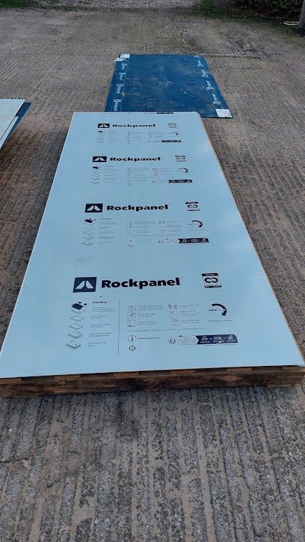 Rockpanel gebroken wit  ( Nieuw ), Ophalen, Minder dan 25 mm, Nieuw, 250 tot 300 cm