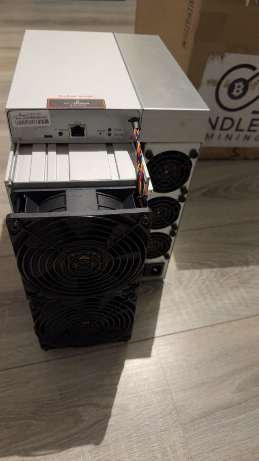 Antminer S19J Pro Nieuw in doos!!!, Computers en Software, Ophalen of Verzenden, Zo goed als nieuw