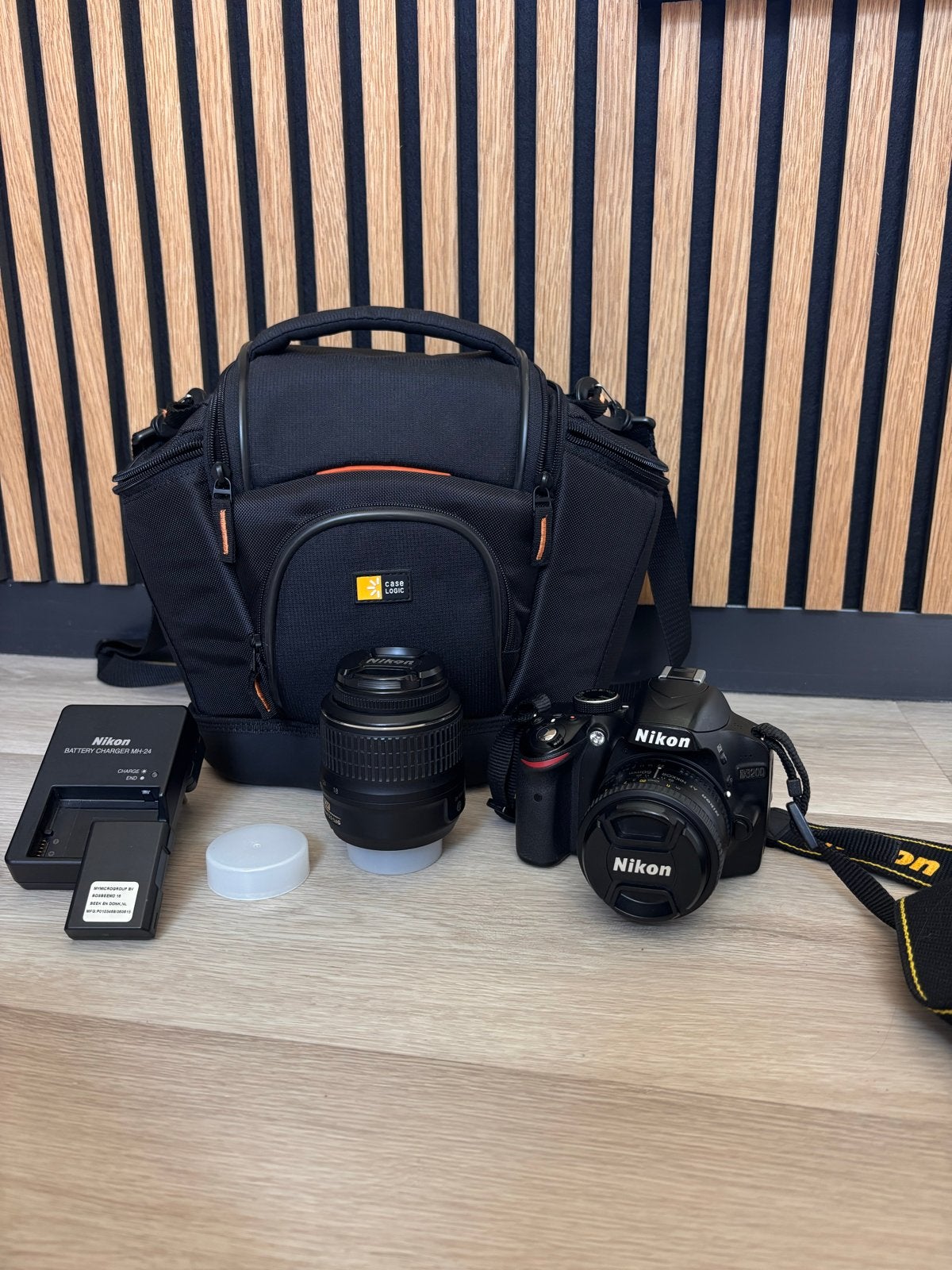 Nikon D3200 Spiegelreflexcamera met 18-55mm en 50mm lens, Spiegelreflex, Beeldstabilisatie, Ophalen of Verzenden, Zo goed als nieuw