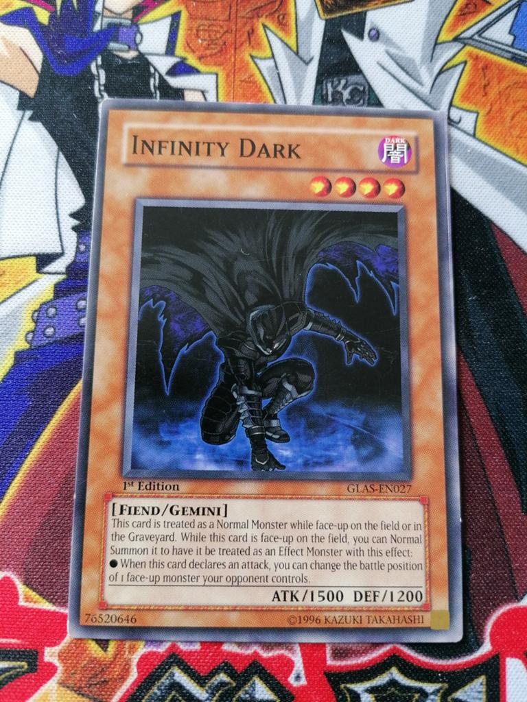 Infinity Dark - GLAS - Yu-Gi-Oh, Hobby en Vrije tijd, Verzamelkaartspellen | Yu-gi-Oh!, Ophalen of Verzenden, Zo goed als nieuw