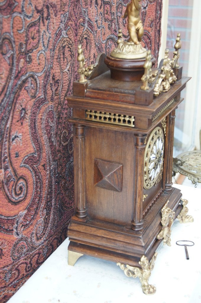 Tafelklok met bronzen ornamenten, Ophalen of Verzenden