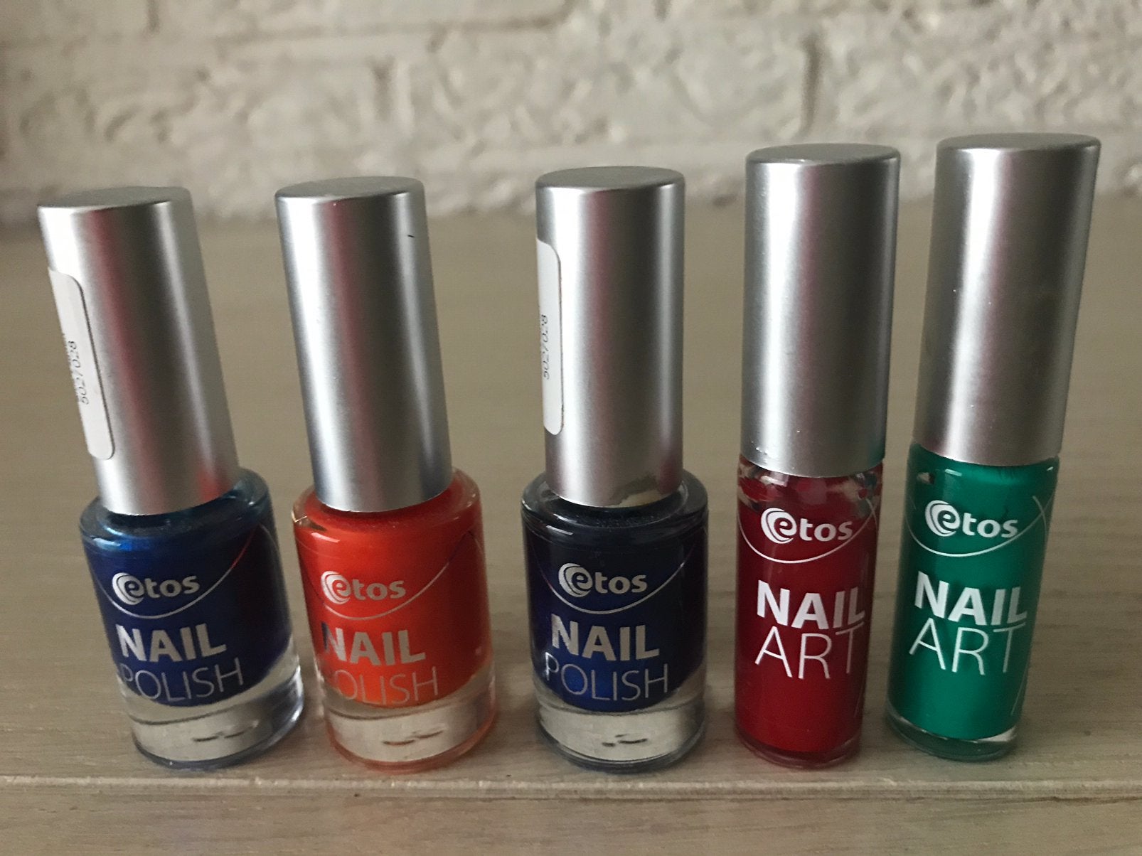 Etos 3 potjes NAGELLAK ..+ .. 2 potjes NAGELVERSIERING, Ophalen, Zo goed als nieuw, Handen en Nagels, Toebehoren