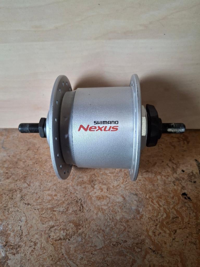 T.e.a.b. fietsdynamo, Fietsen en Brommers, Fietsonderdelen, Ophalen of Verzenden, Zo goed als nieuw, Wiel, Shimano Nexus