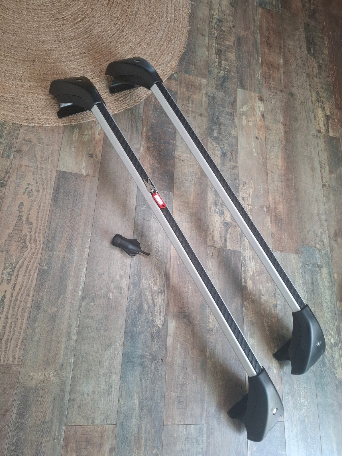 Volvo v60 dakdragers, Ophalen