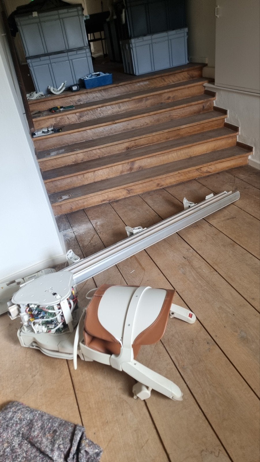 Traplift, Ophalen