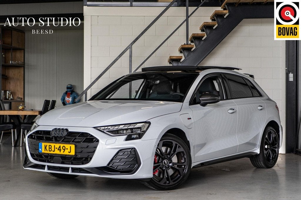 Audi A3 Sportback 45 TFSI e S-line | Pano | Sonos | Massage, Auto's, Audi, Bedrijf, Te koop, A3, ABS, Achteruitrijcamera, Adaptive Cruise Control