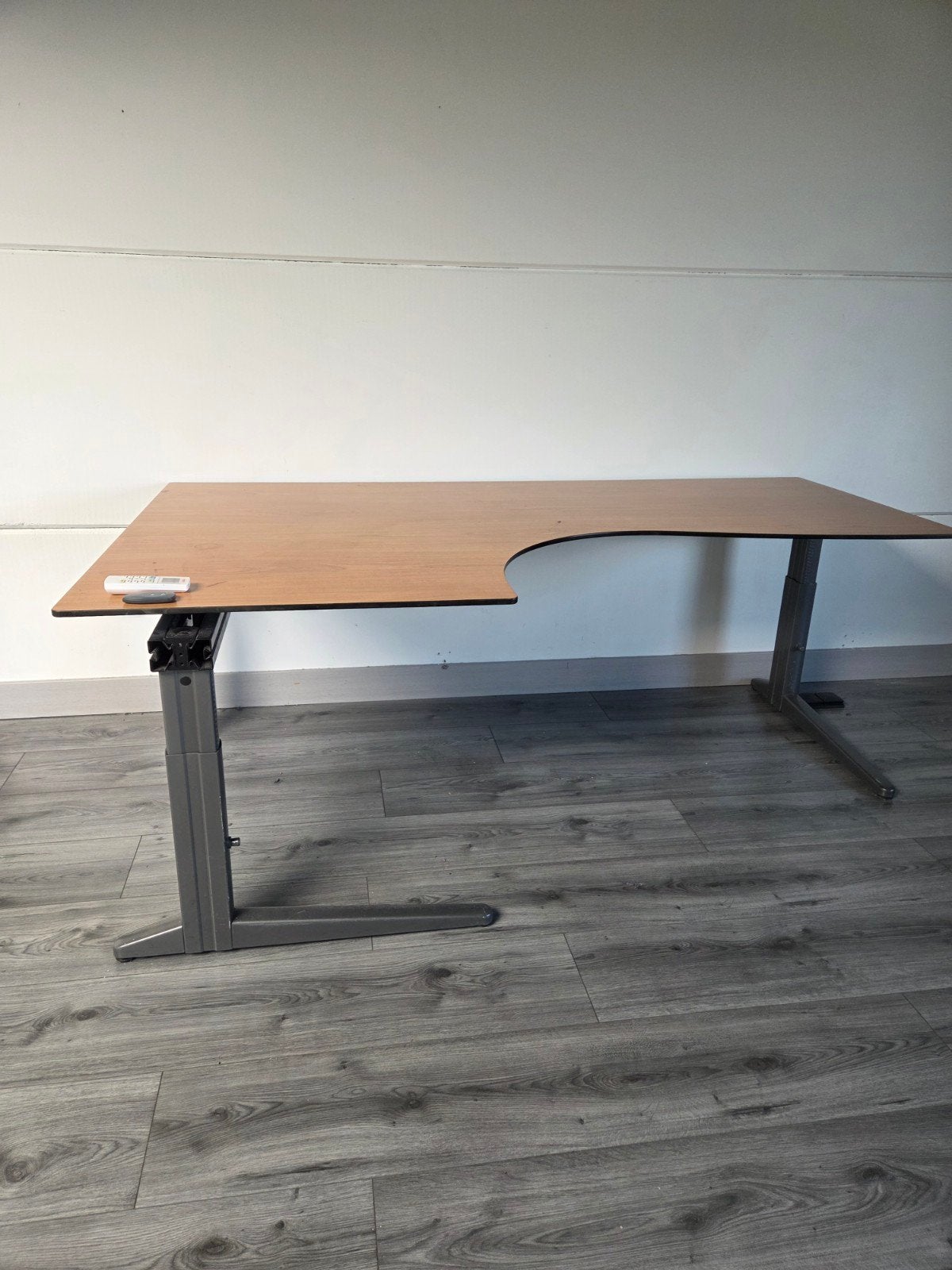 BUREAU, Ophalen