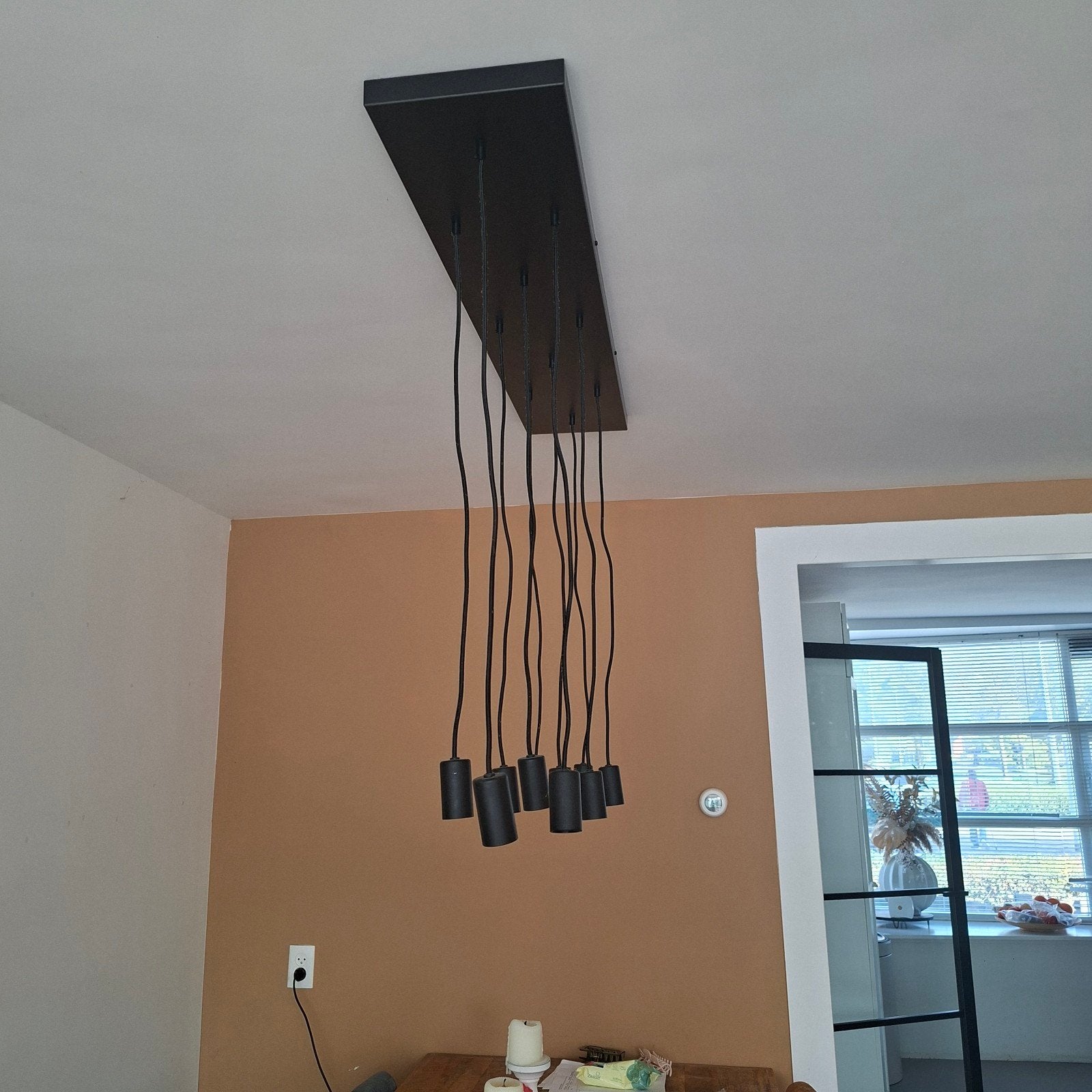 Moderne Zwarte Hanglamp met 10 Lichtpunten, Huis en Inrichting, Ophalen, Modern, Industrieel, E27 (groot), Zo goed als nieuw