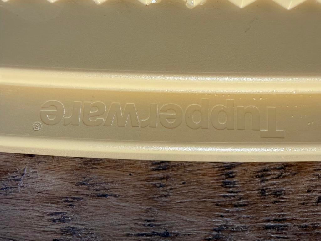 Tupperware ravioli maker, Ophalen of Verzenden, Zo goed als nieuw, Crème, Overige typen