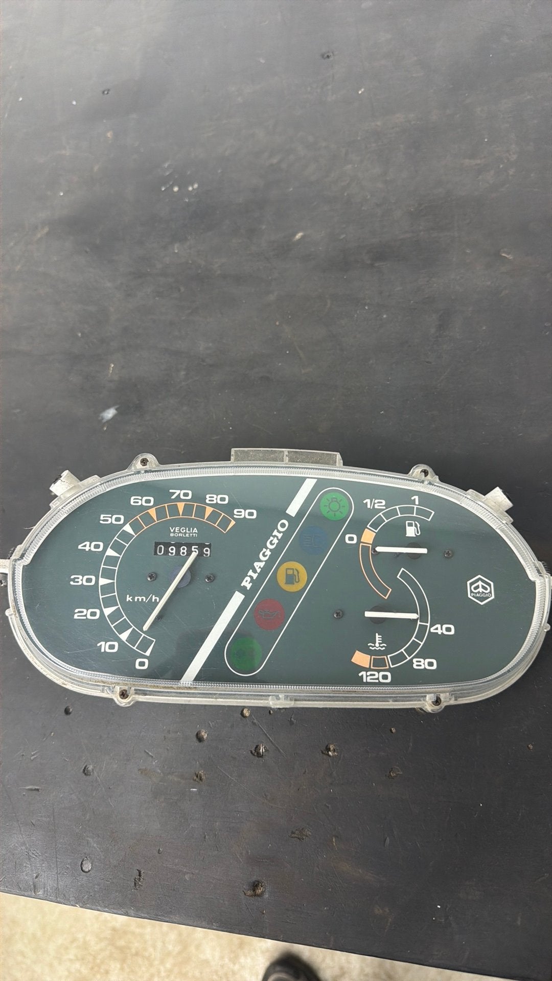 Piaggio Quartz teller top staat, Ophalen of Verzenden