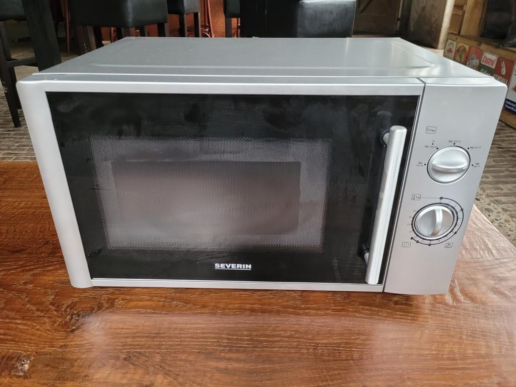 Severin MW 7772 Magnetron, Ophalen, Combimagnetron, Zo goed als nieuw, Draaiplateau